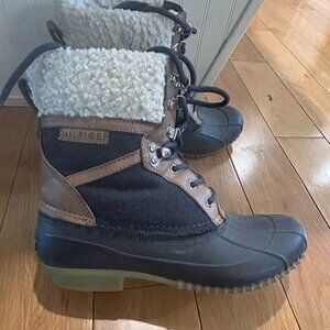 Tommy Hilfiger Women's Winter Snow Boots - Size 8M